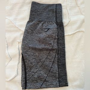 GYMSHARK hyper amplify shorts